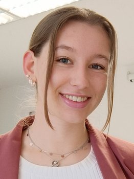 Stellv. Leiterin Ausbildung/ Einsatz: Larissa Grabenwarter